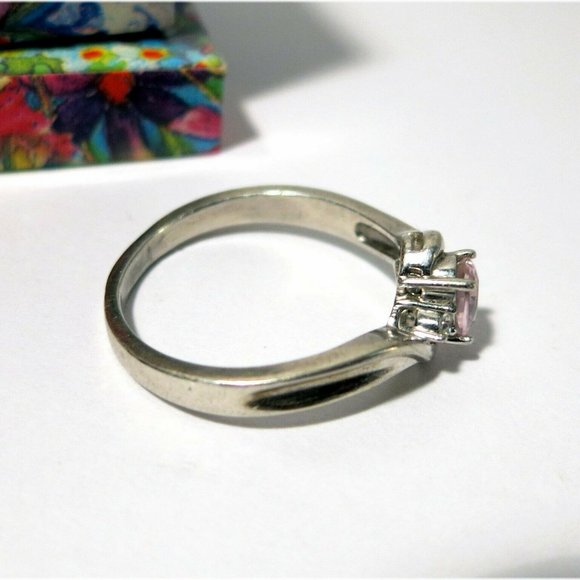 925 Sterling Silver Ring w/ Pink Garnet & White Cubic Zirconia - Picture 6 of 10
